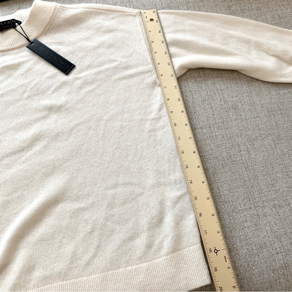 🖤 Alice + Olivia Fila Crewneck Wool Cashmere Pullover Sweater in Soft White - Picture 13 of 16